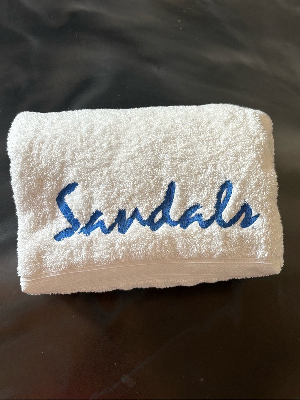 Sandals Resort Vintage XL Beach Cabana Towel White Embroidered Logo 5 Ft. Pool